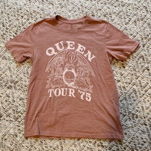 Abercrombie & Fitch Queen T-Shirt